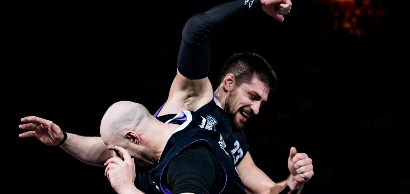 Жара в полуфиналах: титул разыграют «Бэд Бойс» и Inanomo