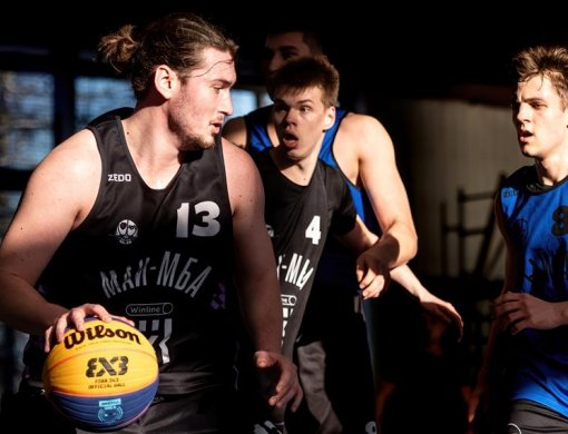 Известны мужские группы тандема «Вызов» в Обнинске