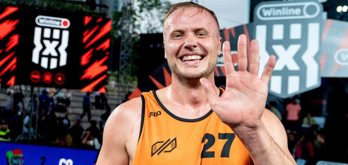 Борис Логачев: «Ритуал у нас один — загнать себя в сложную ситуацию и потом упорно доставать себя оттуда»