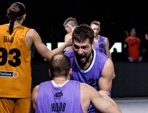 «Бэд Бойс» и Inanomo — в полуфинале!